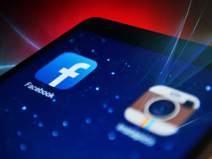 Ususarios reportaron caída mundial de Facebook e Instagram durante este sábado
