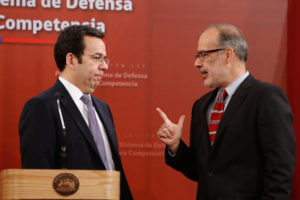 Valdés y Céspedes renuncian: asume mismo equipo económico de Ricardo Lagos