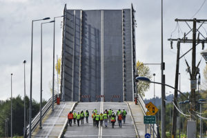 Fiscalía autoriza al Ministerio de Obras Públicas a desmantelar el puente Cau Cau