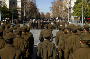 Nuevo caso de corrupción en Carabineros: suboficiales dados de baja por cobrar soborno