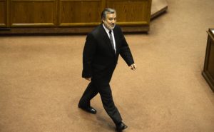 Ex Secom critica estrategia comunicacional de Guillier