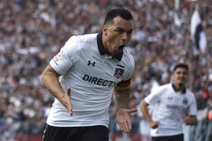 VIDEOS | Superclásico: Colo Colo gana parcialmente y Pinilla ilusiona a los azules con el descuento