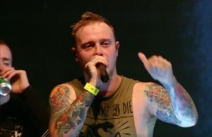 VIDEO | Banda de metal detiene recital para denunciar acoso sexual en el público