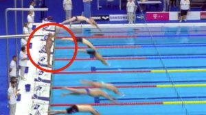 VIDEO | El conmovedor minuto de silencio de un nadador español por víctimas de Barcelona