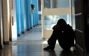 Argentina investiga bullying en caso de menor que se suicidó en pleno colegio