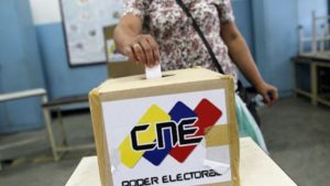 Empresa a cargo de votación en Venezuela denuncia 