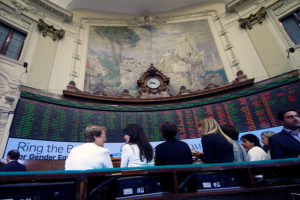 Agencia Fitch también degrada a Chile en nota crediticia