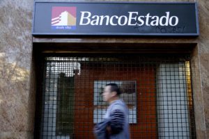 Los cinco diputados que mantienen créditos con el BancoEstado pese a prohibición constitucional