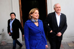 Jorge Burgos no le cree a la encuesta CEP: 