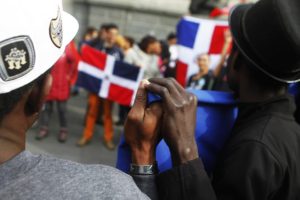 Adimark: la mitad de los chilenos está de acuerdo con la llegada de migrantes al país