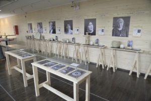 Artesanas lafquenches en Ñocha lanzan libro que resume su vida y obra