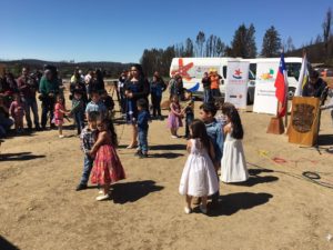 Santa Olga pone la primera piedra de nuevo complejo educacional tras los incendios