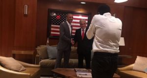 Chadwick descartó que Sebastián Piñera haya pagado para reunirse con Barack Obama