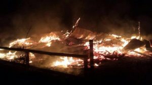 Nuevos ataques incendiarios en La Araucanía afectaron a tres iglesias