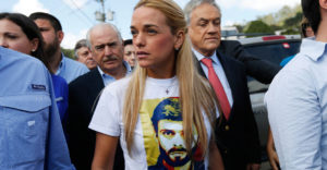 Lilian Tintori será imputada tras ser sorprendida con 200 millones de bolívares en efectivo
