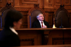 Corte Suprema y Defensor Nacional respaldan a Bachelet: 