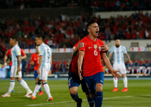Felipe Gutiérrez será el mayor beneficiado con los millonarios premios por no ir al Mundial