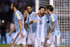 PORTADAS | Olé le dedica portada mala leche a Chile en celebración por clasificación Argentina