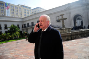 Teillier y feriado legal de Mahmud Aleuy: 