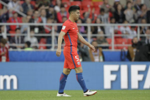 Basta: desgarro tiene a Francisco 