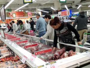 Hogares chilenos disminuyen su riqueza pero aumentan ahorro