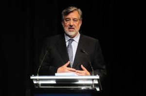 Alejandro Guillier y gobierno de Piñera: 