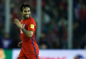 VIDEO | Así reaccionó la hinchada brasileña cuando nombraron a Valdivia en las formaciones