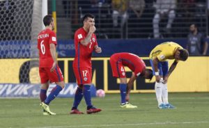 VIDEO | Gary Medel responde a la esposa de Claudio Bravo en medio del desastre