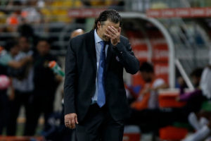 Pizzi se despide tras no llevar a Chile al Mundial: 