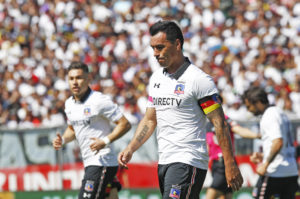 Esteban Paredes defiende con garras a Arturo Vidal y le manda recado al círculo de Claudio Bravo