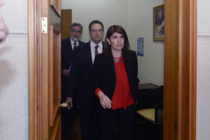 Senado postergó votación del proyecto de capitalización de TVN y Gobierno retiró urgencia al proyecto