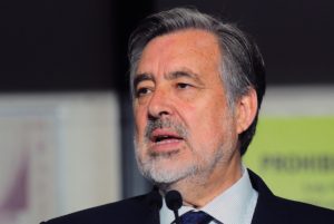 Guillier fija fecha de lanzamiento del programa y afirma que será un 