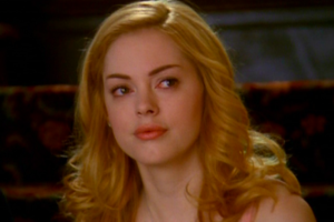 Actriz que denunció a Harvey Weinstein por abuso sexual enfrenta cargos por posesión de drogas