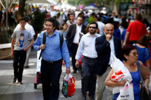 Paris saca de circulación 30 millones de bolsas plásticas