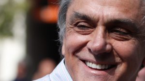 Pablo Longueira reaparece a días de las elecciones y hace llamado a la 