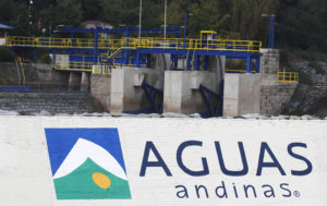 Justicia rebaja multa a Aguas Andinas por masivo corte de agua en Santiago: solo pagará $ 76 millones