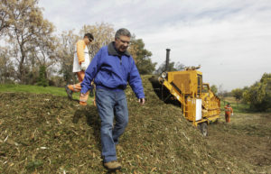 Joaquín Lavín le revienta el globo a Kast y le dice que no pasará a segunda vuelta: “Es imposible”