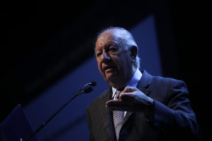 Nicolás Muñoz, candidato DC: “No es digno ni ético que partidarios de Guillier busquen a Lagos”