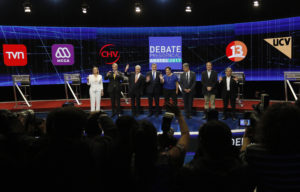 VIDEOS | Candidatos protagonizan tibio debate: pocas interpelaciones y las mismas preguntas