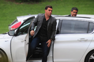 Colo Colo enfrentará a Everton sin su cuerpo técnico tras sanción a Pablo Guede