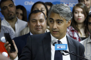 Tribunal accede a levantar el secreto bancario de Marco Enríquez-Ominami a días de la elección