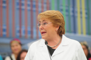 Bachelet hace llamado a 