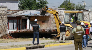 FOTOS | Comienza demolición del muro de La Legua