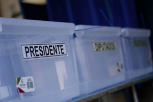 Nueva Zelandia da el puntapié inicial a las elecciones y al voto extranjero