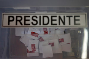 El ocaso de las izquierdas y derechas