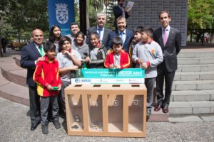 Contenedores de reciclaje electrónico invaden la comuna de Santiago