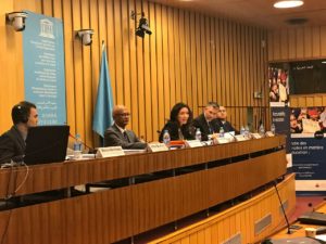 Unesco elogia la reforma educacional: 