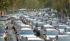 Restricción permanente a autos catalíticos empezará el 2018