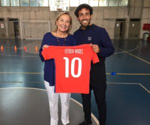 Jorge Valdivia sincera su opción política y entra de lleno al debate en acto de campaña