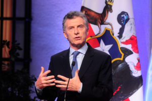 La Moneda pidió explicaciones a Argentina por apoyo de Macri a Sebastián Piñera